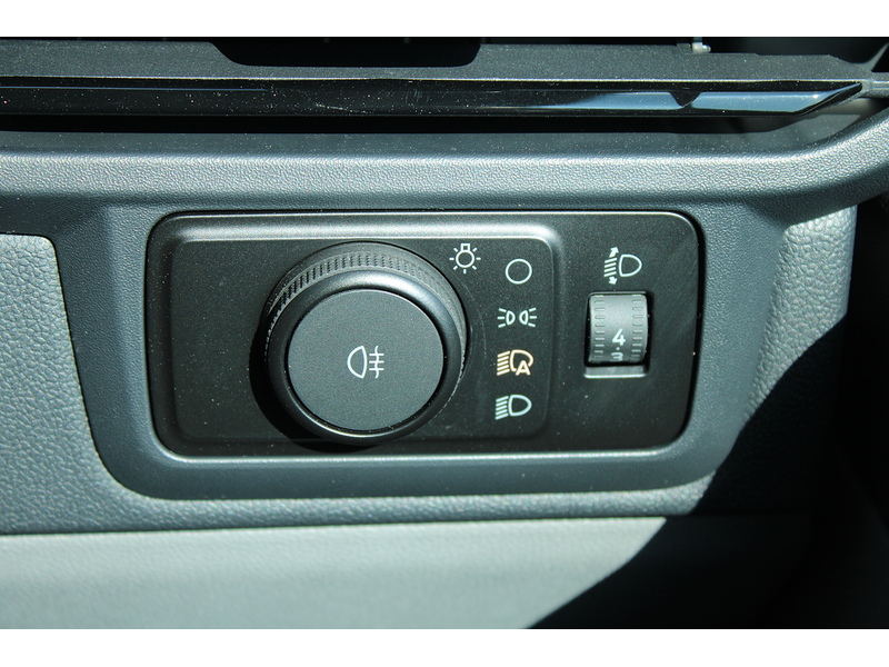Ford Sport 320 L2 170ps Diesel Automatic - 19