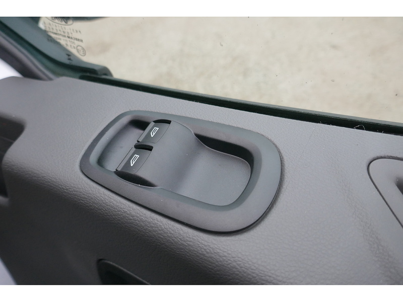 Ford 350 L3 D/CAB Tipper 165ps 2.0 Euro 6 Leader DRW & RWD, Cab Air con 2.0 5dr Tipper Manual Diesel