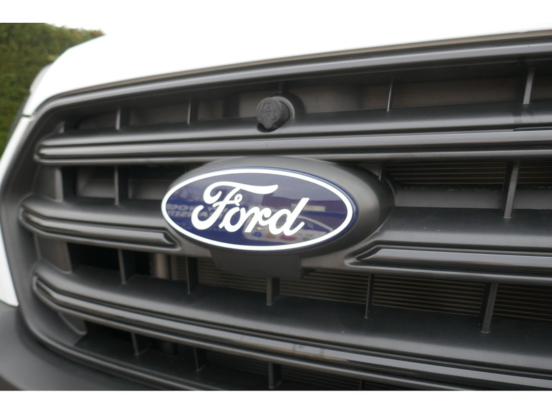 Ford 350 L3 D/CAB Tipper 165ps 2.0 Euro 6 Leader DRW & RWD, Cab Air con 2.0 5dr Tipper Manual Diesel