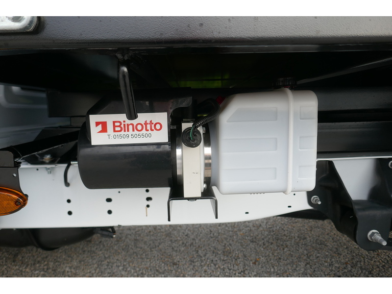 Ford 350 L3 D/CAB Tipper 165ps 2.0 Euro 6 Leader DRW & RWD, Cab Air con 2.0 5dr Tipper Manual Diesel