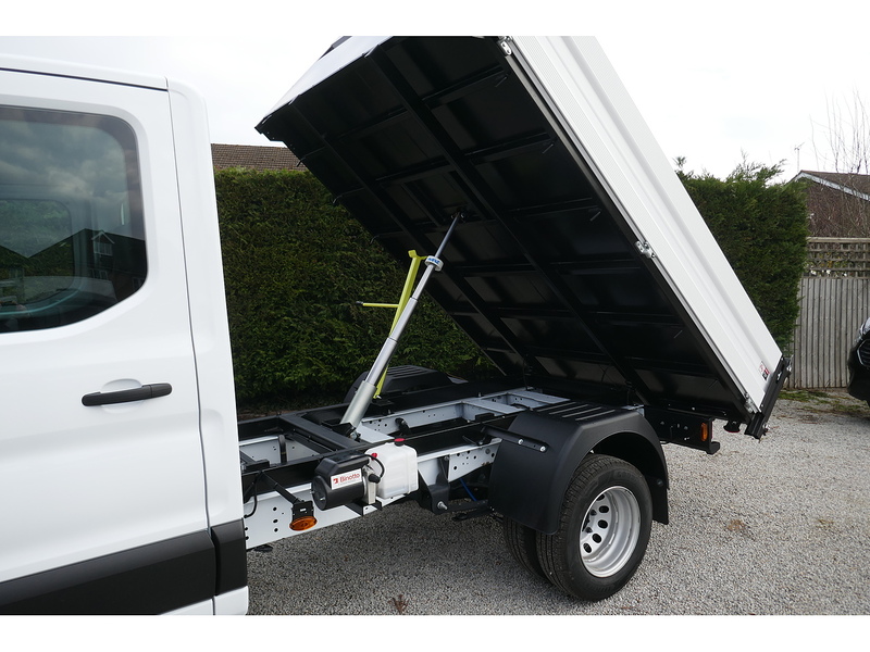 Ford 350 L3 D/CAB Tipper 165ps 2.0 Euro 6 Leader DRW & RWD, Cab Air con 2.0 5dr Tipper Manual Diesel