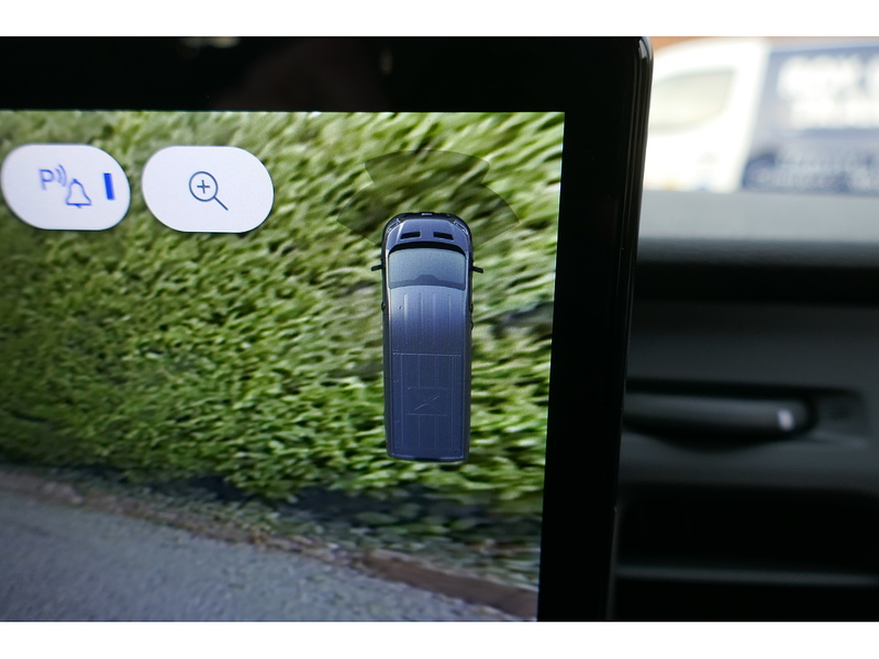 Ford 350 L3 D/CAB Tipper 165ps 2.0 Euro 6 Leader DRW & RWD, Cab Air con 2.0 5dr Tipper Manual Diesel