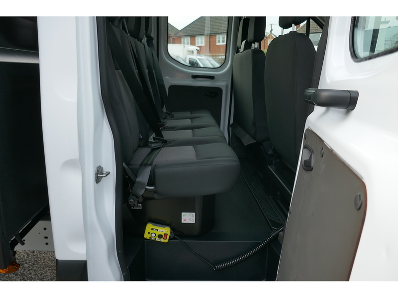 Ford 350 L3 D/CAB Tipper 165ps 2.0 Euro 6 Leader DRW & RWD, Cab Air con 2.0 5dr Tipper Manual Diesel