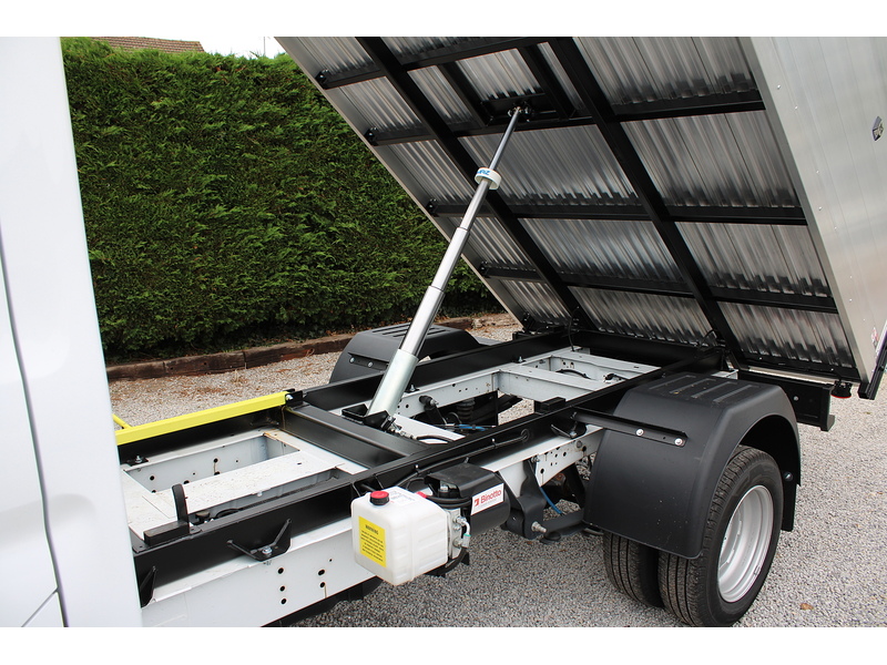 Ford 350 L2 'Arb' Style Tipper 165ps - Dual rear Wheels, Euro 6, Available to order for 2025 2.0 3dr Tipper Manual Diesel