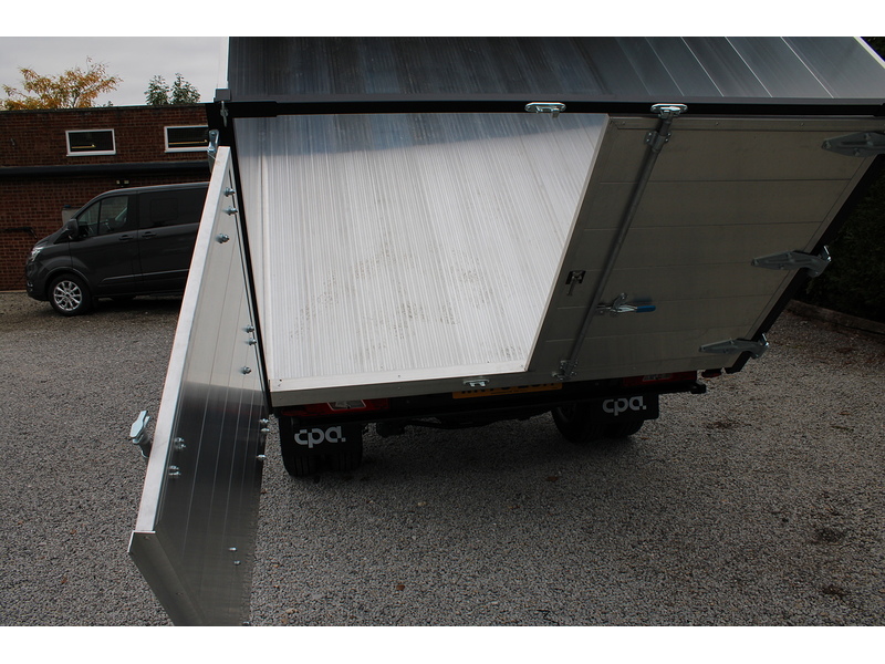 Ford 350 L2 'Arb' Style Tipper 165ps - Dual rear Wheels, Euro 6, Available to order for 2025 2.0 3dr Tipper Manual Diesel