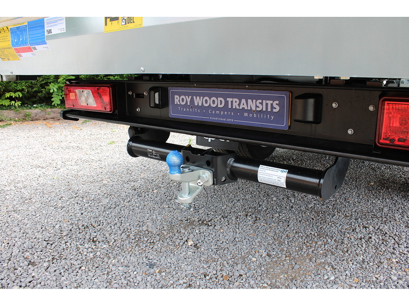 Ford 350 L4 Dropside Tail Lift Truck 165ps Euro 6 - Towing axle with 7,000kg gross train mass 1996 Dropside Manual Diesel