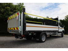Ford Transit 350 L4 Dropside Tail Lift Truck 165ps Euro 6 - Towing axle with 7,000kg gross train mass