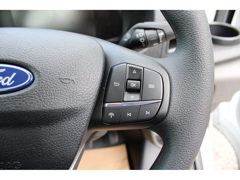 Ford 350 L4 Dropside Tail Lift Truck 165ps Euro 6 - Towing axle with 7,000kg gross train mass 1996 Dropside Manual Diesel