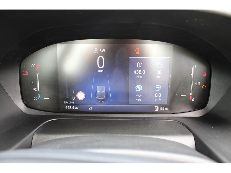 Ford 350 L4 Dropside Tail Lift Truck 165ps Euro 6 - Towing axle with 7,000kg gross train mass 1996 Dropside Manual Diesel