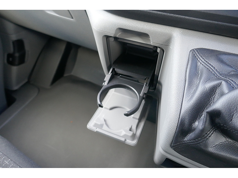 Ford 300 L1 H1 Leader van with Air Con 1996 medium van Manual Diesel