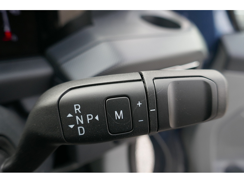 Ford 320 L2 H1 SPORT 170ps Euro 6 - 8 speed Automatic Van - Delivery miles only 1996 5dr medium van Automatic Diesel