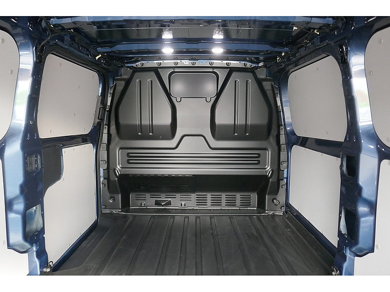 Ford 320 L2 H1 SPORT 170ps Euro 6 - 8 speed Automatic Van - Delivery miles only 1996 5dr medium van Automatic Diesel