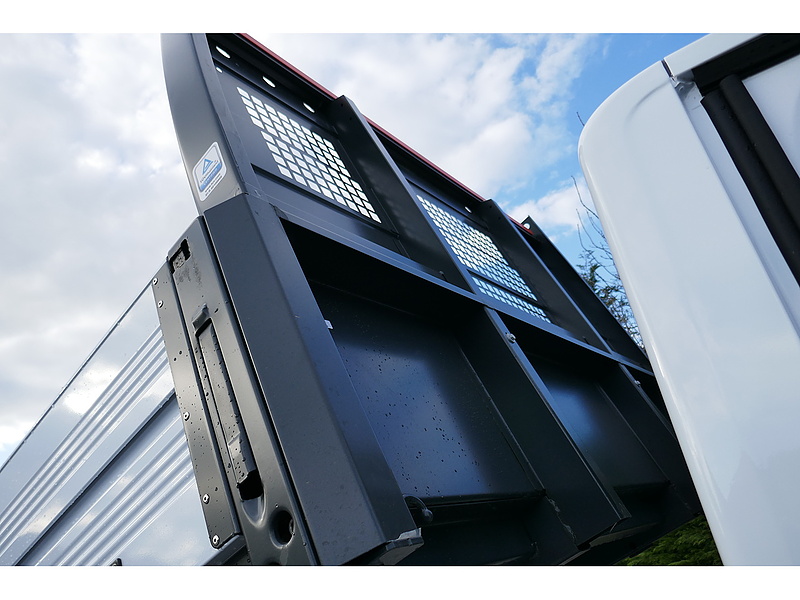 Ford 350 L2 Tipper 130ps Euro 6 Diesel Dual rear wheels - Touchscreen & Air Con 1996 Tipper Manual Diesel