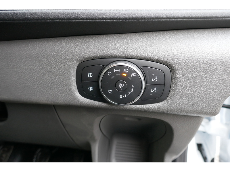 Ford 350 L2 Tipper 130ps Euro 6 Diesel Dual rear wheels - Touchscreen & Air Con 1996 Tipper Manual Diesel