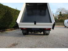 Ford Transit 350 L2 Tipper - 165ps - 7,000kg GTM - Big Screen - Air con