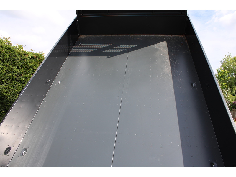 Ford 350 L2 Trend Series Tipper  - 130ps Euro 6 - 12