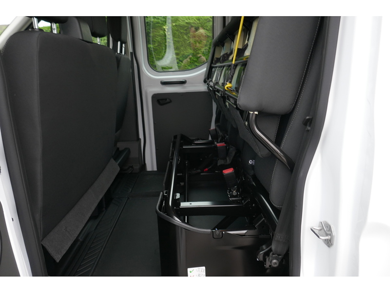 Ford 350 L3 Trend Crew Cab Tipper 165ps Euro 6 Diesel 1996 4dr Tipper Manual Diesel