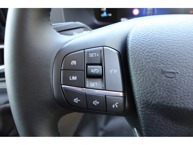 Ford 350 L3 Trend Crew Cab Tipper 165ps Euro 6 Diesel 1996 4dr Tipper Manual Diesel