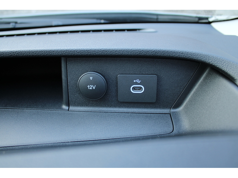 Ford 350 L3 Trend Double Cab Tipper 165ps - 7000kg Gross Train Mass 2.0 5dr Crewcab Manual Diesel