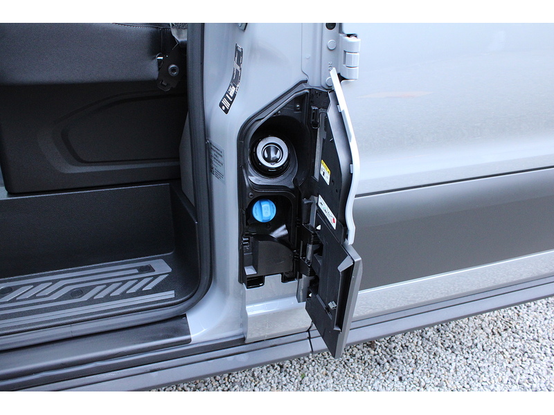 Ford 350 L3 Trend Double Cab Tipper 165ps - 7000kg Gross Train Mass 2.0 5dr Crewcab Manual Diesel