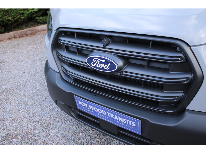 Ford 350 L3 Trend Double Cab Tipper 165ps - 7000kg Gross Train Mass 2.0 5dr Crewcab Manual Diesel