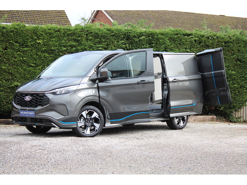Ford 320 L1 Sport RARE Petrol Plug In Hybrid - IN STOCK TODAY 2.5 medium van Automatic Hybrid