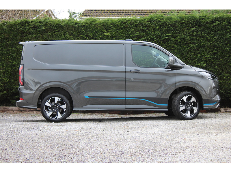 Ford 320 L1 Sport RARE Petrol Plug In Hybrid - IN STOCK TODAY 2.5 medium van Automatic Hybrid
