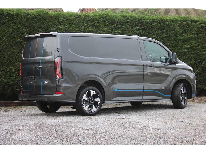 Ford 320 L1 Sport RARE Petrol Plug In Hybrid - IN STOCK TODAY 2.5 medium van Automatic Hybrid