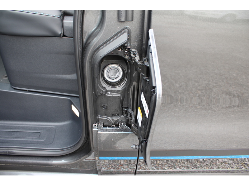 Ford 320 L1 Sport RARE Petrol Plug In Hybrid - IN STOCK TODAY 2.5 medium van Automatic Hybrid