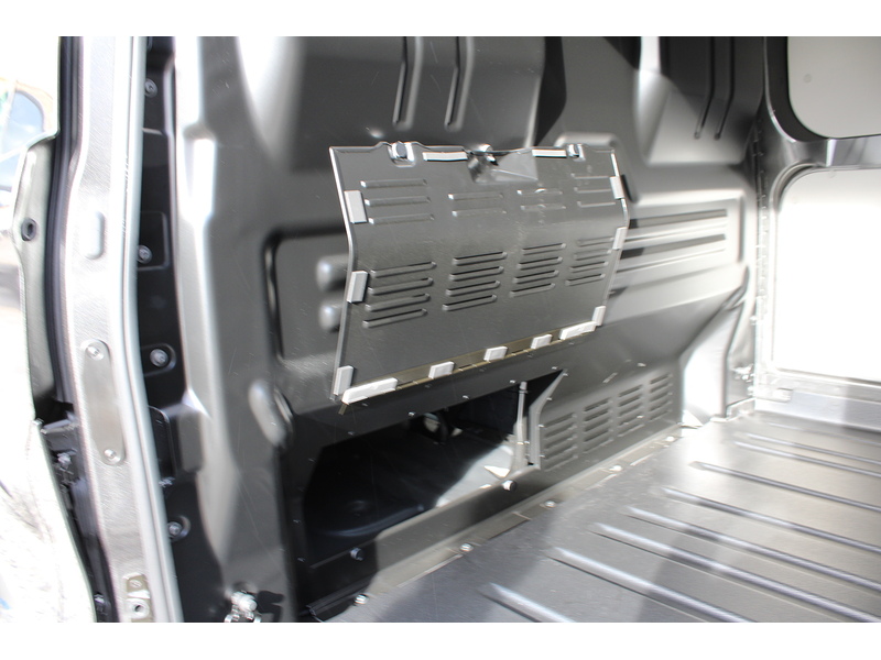 Ford 320 L1 Sport RARE Petrol Plug In Hybrid - IN STOCK TODAY 2.5 medium van Automatic Hybrid