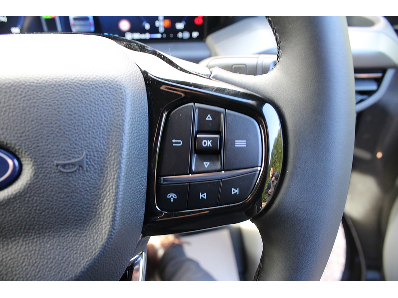 Ford 320 L1 Sport RARE Petrol Plug In Hybrid - IN STOCK TODAY 2.5 medium van Automatic Hybrid