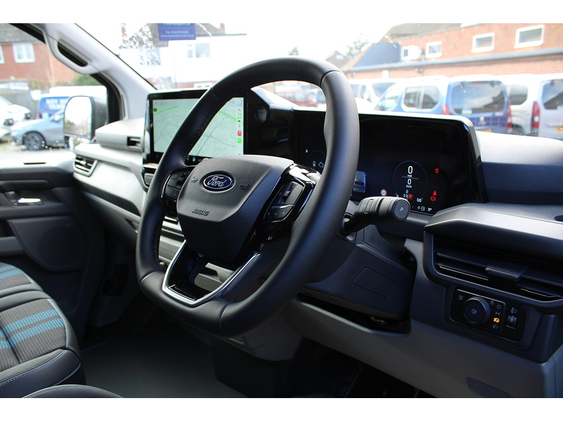Ford 320 L1 Sport RARE Petrol Plug In Hybrid - IN STOCK TODAY 2.5 medium van Automatic Hybrid