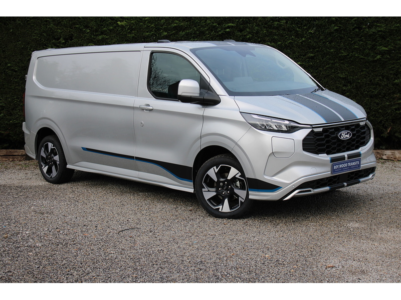 Ford 320 L2 H1 Sport 2.5 232 PHEV - Super to drive 2.5 Panel Van Automatic Petrol