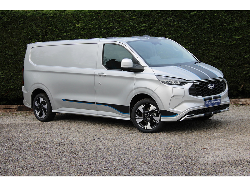 Ford 320 L2 H1 Sport 2.5 232 PHEV - Super to drive 2.5 Panel Van Automatic Petrol