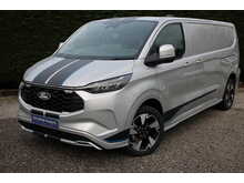 Ford Transit Custom 320 L2 H1 Sport 2.5 232 PHEV - Super to drive