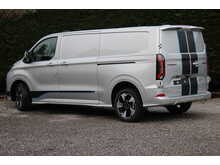 Ford Transit Custom 320 L2 H1 Sport 2.5 232 PHEV - Super to drive