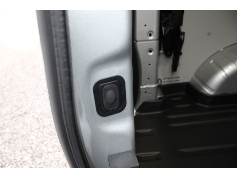 Ford 320 L2 H1 Sport 2.5 232 PHEV - Super to drive 2.5 Panel Van Automatic Petrol