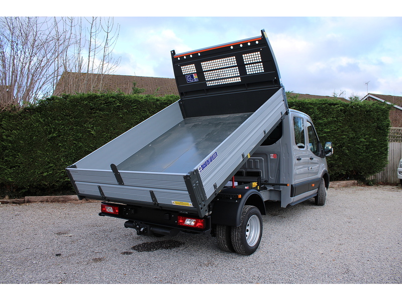 Ford 350 L3 Trend Crew Cab Tipper 165ps - 7,000 gross train mass for towing 1996 4dr Tipper Manual Diesel