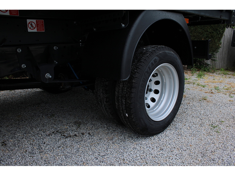 Ford 350 L3 Trend Crew Cab Tipper - 165ps - 7,000 gross train mass for towing Tipper 1996 Manual Diesel