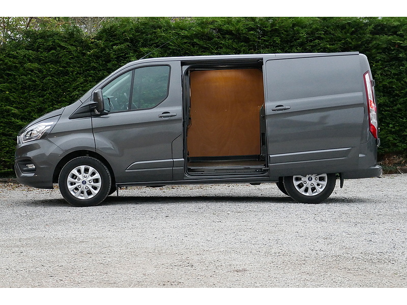 Ford L1 300 Automatic Limited 130ps Euro 6 Diesel Van - GREAT CONDITION 2.0 5dr medium van Automatic Diesel