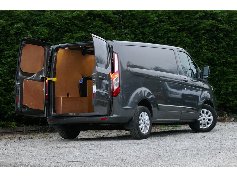 Ford L1 300 Automatic Limited 130ps Euro 6 Diesel Van - GREAT CONDITION 2.0 5dr medium van Automatic Diesel