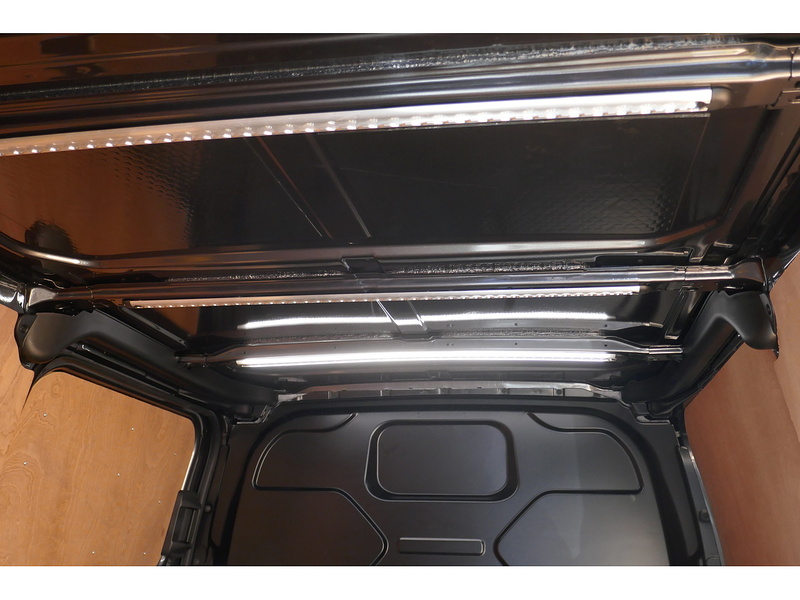 Ford L1 300 Automatic Limited 130ps Euro 6 Diesel Van - GREAT CONDITION 2.0 5dr medium van Automatic Diesel