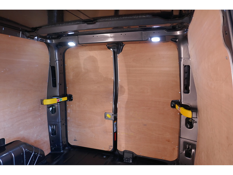 Ford 300 L1 Limited 130PS Euro 6 Diesel Van 2.0 5dr medium van Manual Diesel