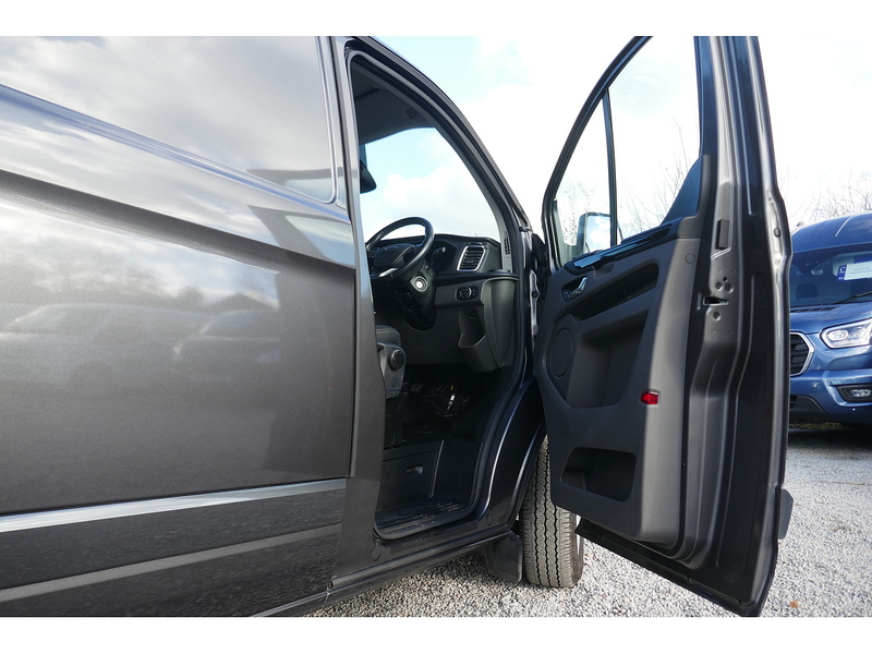 Ford 300 L1 Limited 130PS Euro 6 Diesel Van 2.0 5dr medium van Manual Diesel