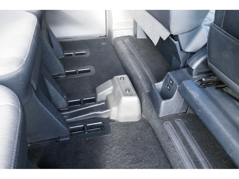 Ford Automatic Allied Independence 6 seat plus one wheelchair - versatile utility van 2.0 5dr WAV Automatic Diesel