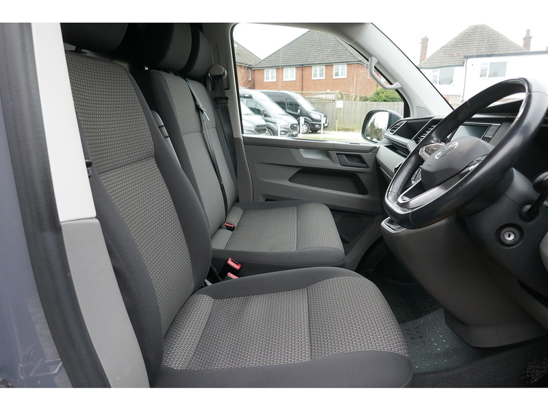 Volkswagen TDI T28 Highline 110ps Euro 6 - Tailgate 2.0 5dr medium van Manual Diesel