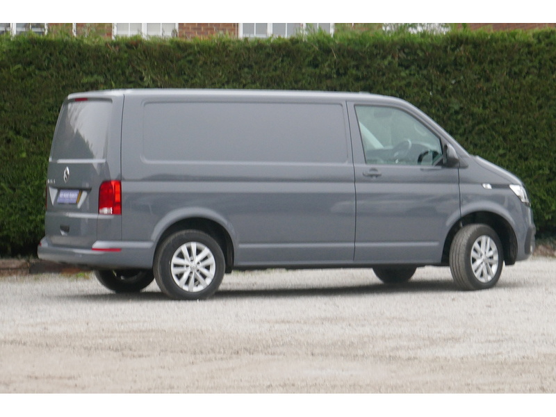 Volkswagen TDI T28 Highline 110ps Euro 6 - Tailgate 2.0 5dr medium van Manual Diesel