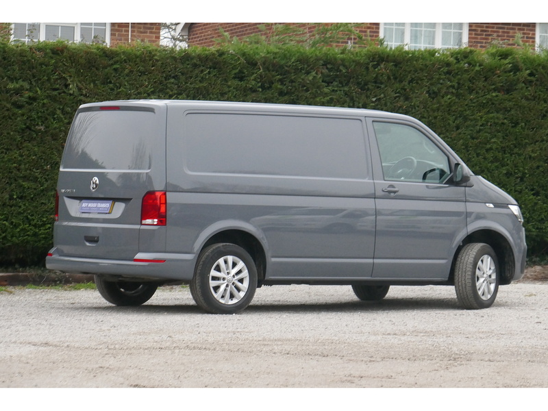 Volkswagen TDI T28 Highline 110ps Euro 6 - Tailgate 2.0 5dr medium van Manual Diesel