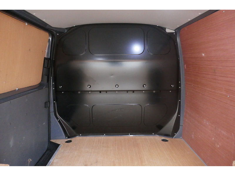 Volkswagen TDI T28 Highline 110ps Euro 6 - Tailgate 2.0 5dr medium van Manual Diesel