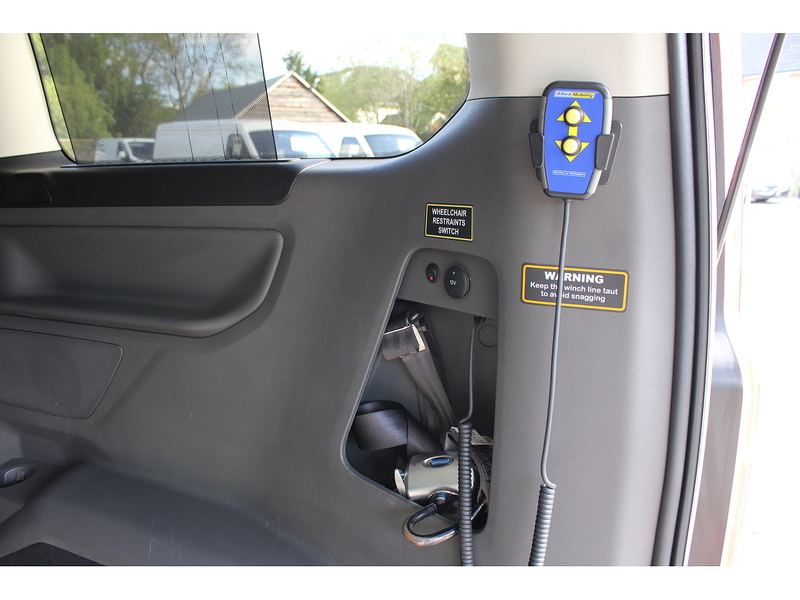 Ford Allied Independence RE - Automatic - 5 SEATS PLUS ONE WHEELCHAIR 2.0 5dr MPV Automatic Diesel